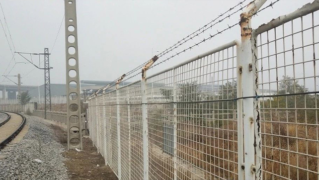  解密F7定位型振動(dòng)光纖，如何應(yīng)用于鐵路集裝箱中心站周界？