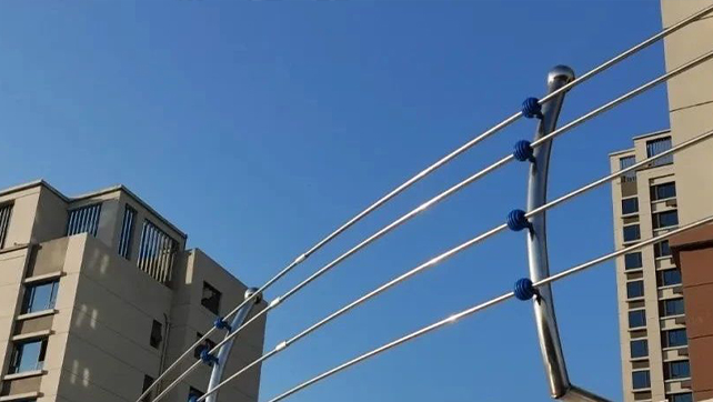 你見(jiàn)過(guò)弧形的不銹鋼電子圍欄嗎？