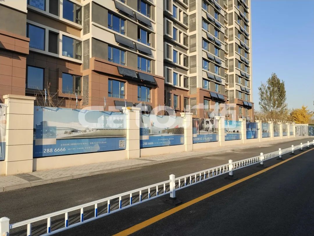 你見(jiàn)過(guò)弧形的不銹鋼電子圍欄嗎？(圖12)