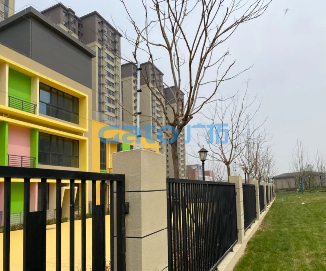 張力和脈沖電子圍欄共用你見過嗎？北京平谷愉景公館有話說！(圖18)